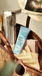 کرم ضد تعریق پا feet up