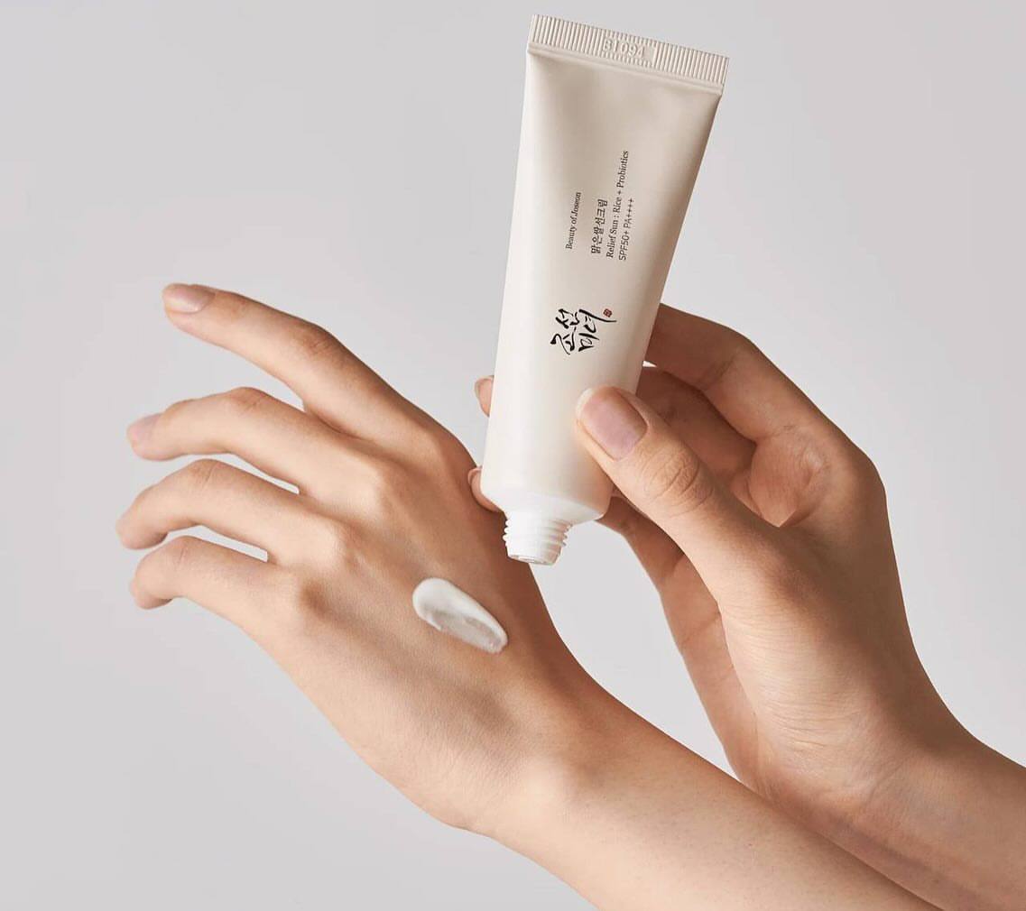 IMG_4024 کرم ضدآفتاب بیوتی اف جوسان SPF50+ PA++++ - Image 1