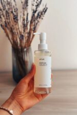 روغن پاک کننده صورت آنوا مدل هارت لیف